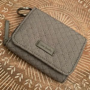 Vera Bradley Iconic RFID Card Case